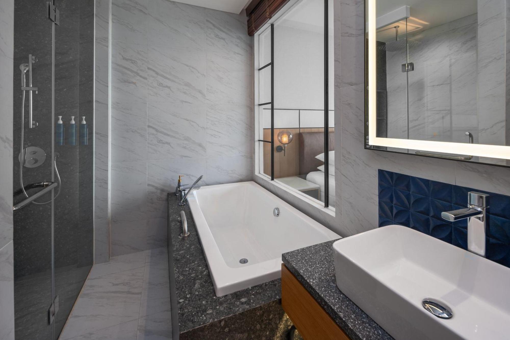 Four Points By Sheraton Bintan, Lagoi Bay Exterior photo