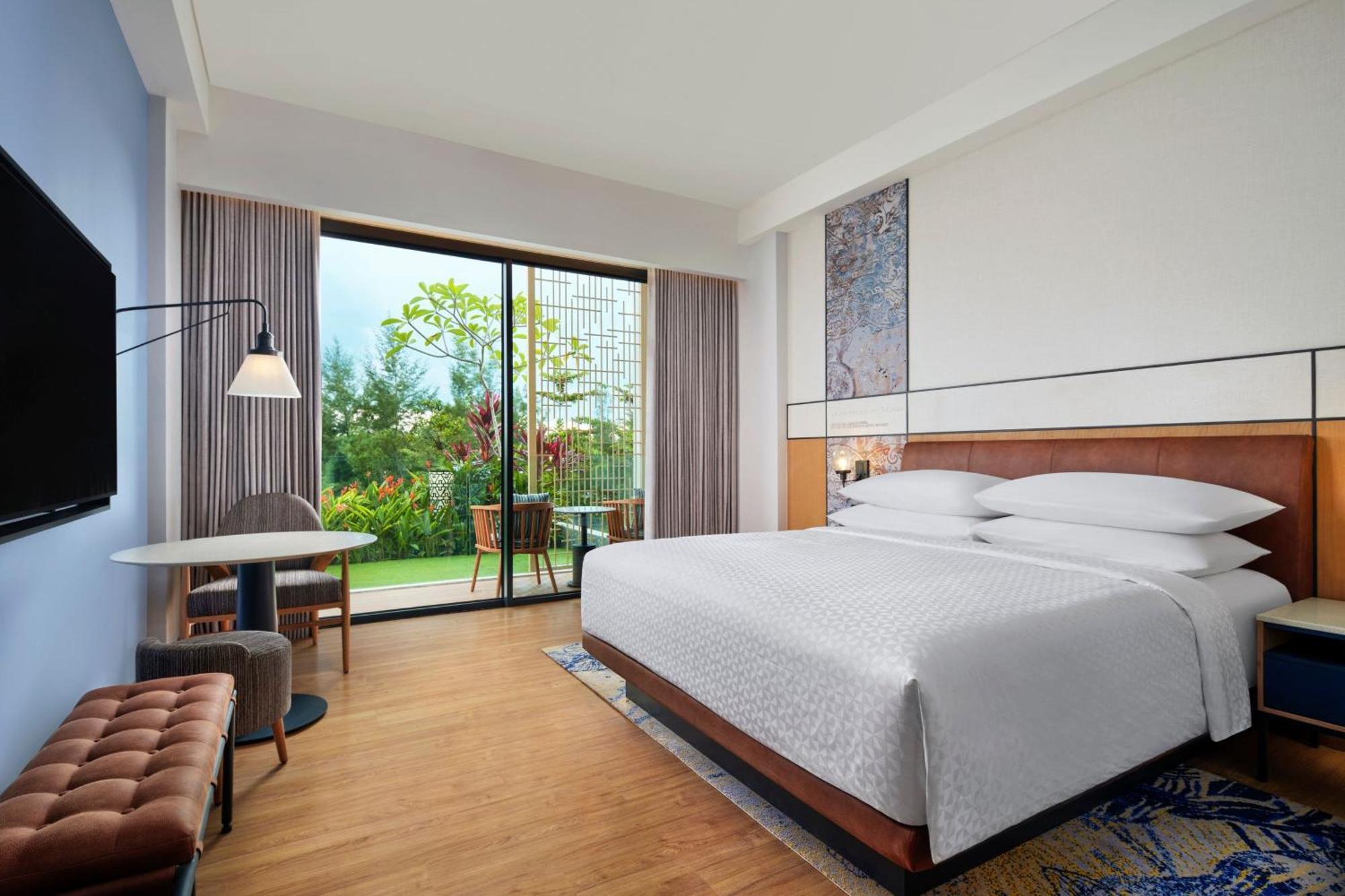 Four Points By Sheraton Bintan, Lagoi Bay Exterior photo