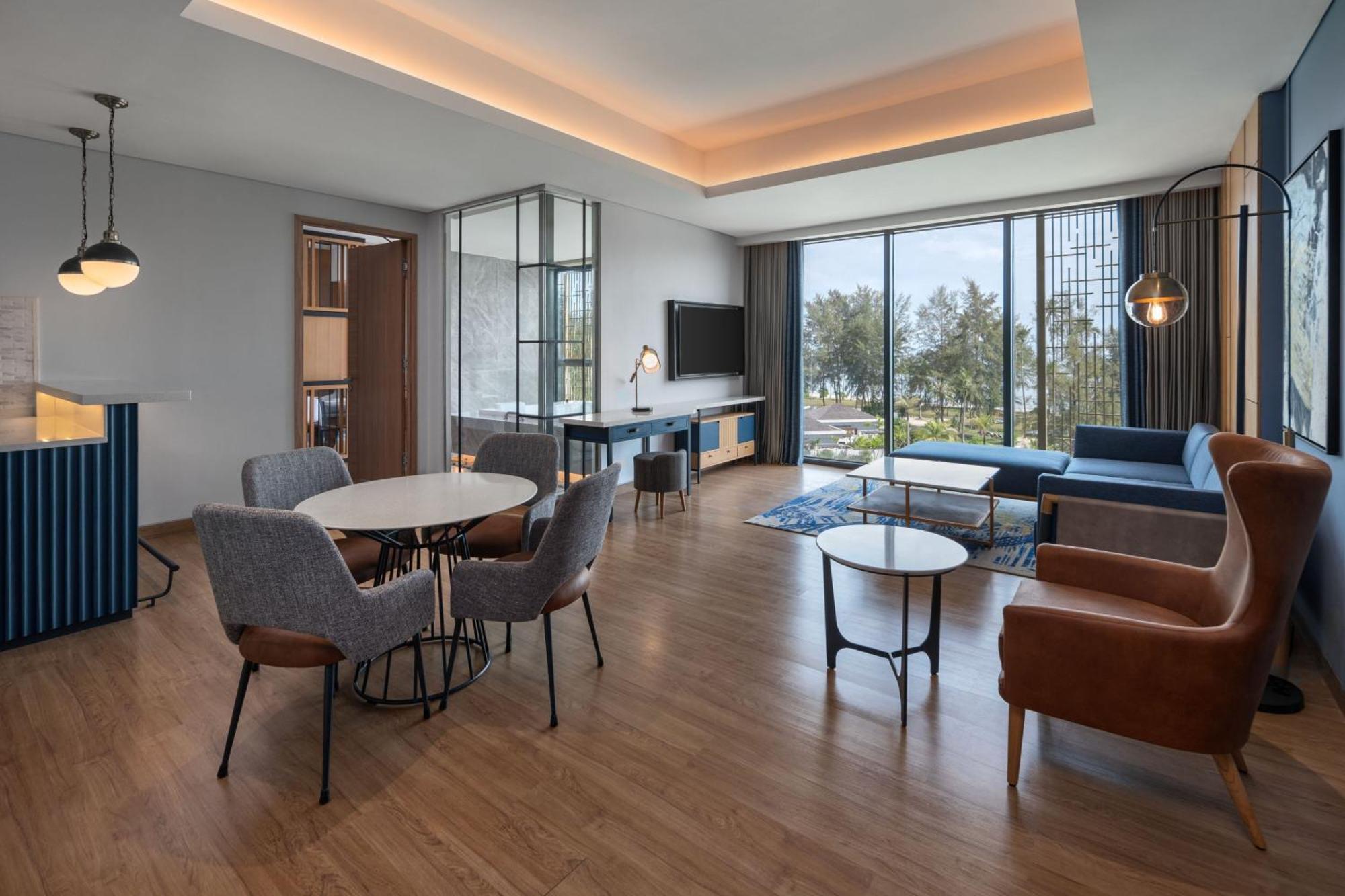 Four Points By Sheraton Bintan, Lagoi Bay Exterior photo